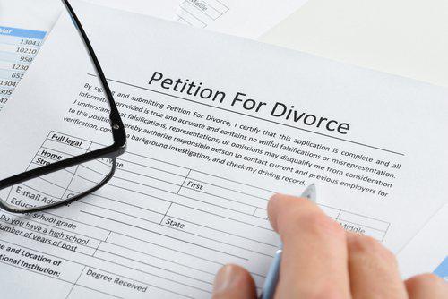 filing for divorce, filing first, Illinois divorce attorney